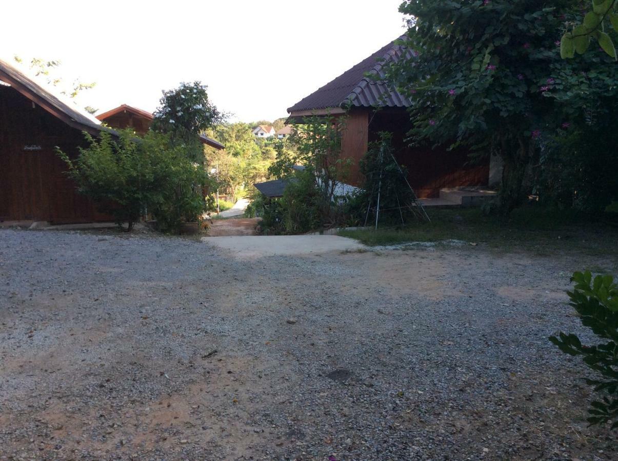 Settee Homestay Nan Exterior photo